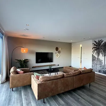 Waterside Zeumeren Holiday home