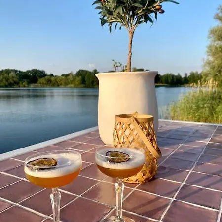 Waterside Zeumeren